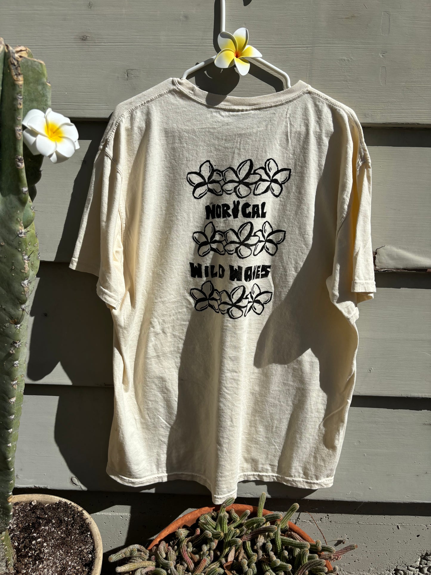 Plumeria Flower Tee (Size XL)